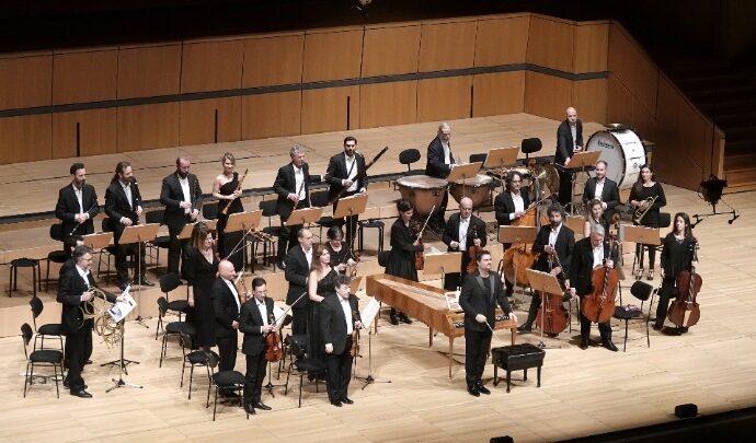 Το Megaron Online υποδέχεται την Καμεράτα υπό τον Γιώργο Πέτρου