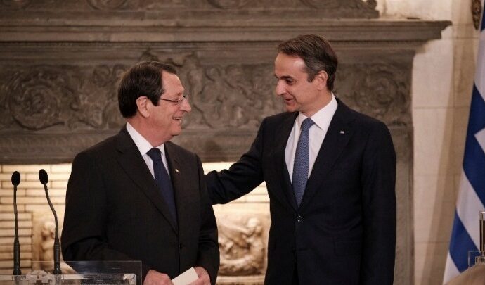 Τηλεφωνική επικοινωνία του Κυρ. Μητσοτάκη με τον Ν. Αναστασιάδη-Στο επίκεντρο οι εξελίξεις στο Κυπριακό