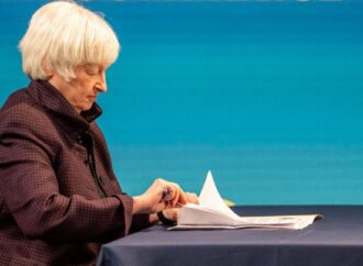 ΗΠΑ-ΥΠΟΙΚ: Οι Αμερικανοί εργαζόμενοι με ετήσιο εισόδημα 60.000 δολαρίων θα πρέπει να λάβουν επιταγές οικονομικού κινήτρου