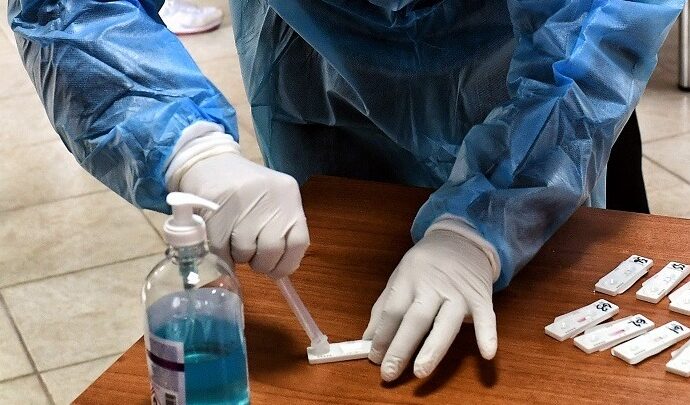Κορονοϊός: 755 νέα κρούσματα, 313 διασωληνωμένοι, 13 νεκροί