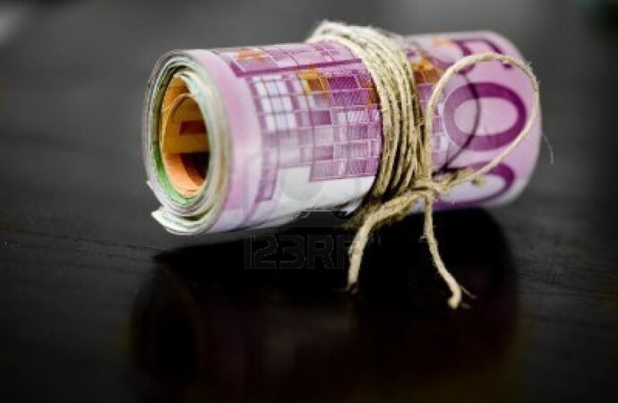 Από 19/03 οι αιτήσεις για τα 3.000 ευρώ σε επιχειρήσεις που παρέμειναν σε αναστολή τα Χριστούγεννα