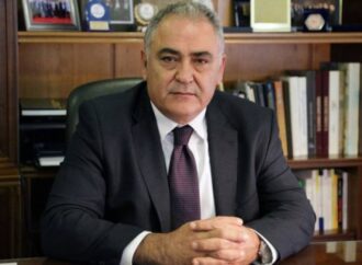 Χατζηθεοδοσίου (ΕΕΑ): Άνοιγμα των καταστημάτων εδώ και τώρα