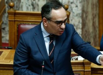Β. Κοντοζαμάνης: Η Ελλάδα έχει εξασφαλίσει επάρκεια εμβολίων και δεν χρειάζεται να προσφύγει στο ρωσικό και το κινεζικό εμβόλιο
