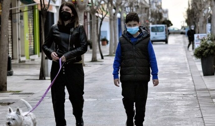 Ποιες περιοχές μπαίνουν από σήμερα στο «βαθύ κόκκινο»