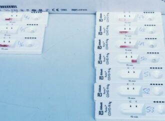 Κορονοϊός-Ελλάδα: 2.435 κρούσματα, 817 διασωληνωμένοι, 73 θάνατοι