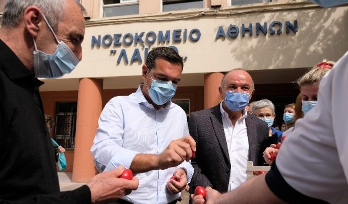 Αλ. Τσίπρας στο Λαϊκό: Η συλλογική ανάσταση θα έρθει με αγώνες και διεκδικήσεις