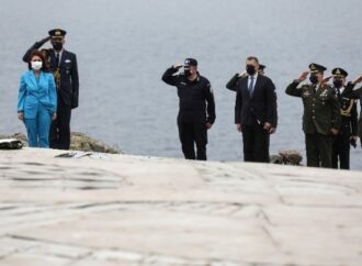 Η ΠτΔ από τον Αϊ Στράτη: Η χώρα μας θα βγει πιο δυνατή και ενωμένη και από αυτή την κρίση
