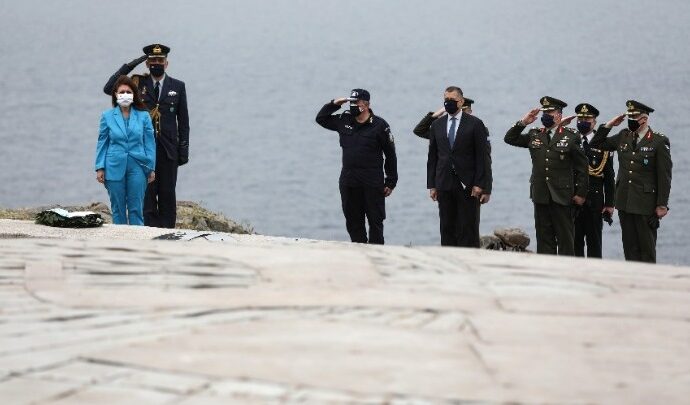 Η ΠτΔ από τον Αϊ Στράτη: Η χώρα μας θα βγει πιο δυνατή και ενωμένη και από αυτή την κρίση