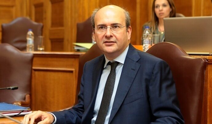 Κ. Χατζηδάκης: Ο ΣΎΡΙΖΑ κάνει μια ακόμη πολιτική-θεατρική παράσταση