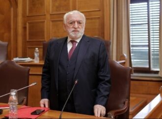 Βουλή – Προανακριτική για υπόθεση Ν. Παππά – Νέα στοιχεία κατέθεσε ο Χρ. Καλογρίτσας