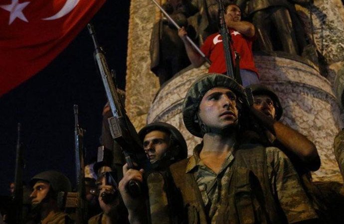Δύο καθαρά συμπεράσματα για το αποτυχημένο τουρκικό πραξικόπημα