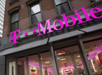 Επίθεση χάκερ στην T-Mobile αφήνει εκτεθειμένους περίπου 2 εκατ. χρήστες