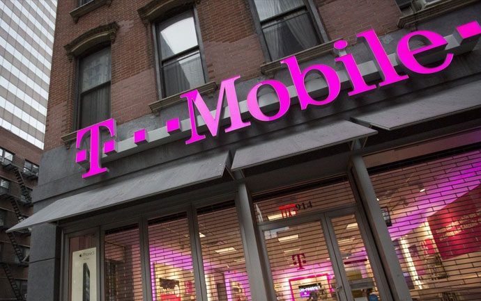Επίθεση χάκερ στην T-Mobile αφήνει εκτεθειμένους περίπου 2 εκατ. χρήστες