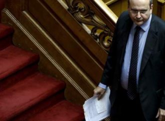 Χατζηδάκης: Ο Φλώρος αποφυλακίστηκε χάρη στο νόμο Παρασκευόπουλου