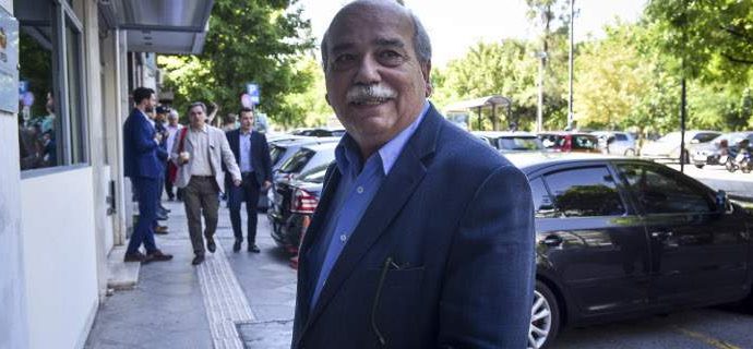 Βούτσης: Η ζωή συνεχίζεται, βεβαρημένη από μία τραγωδία, αλλά συνεχίζεται