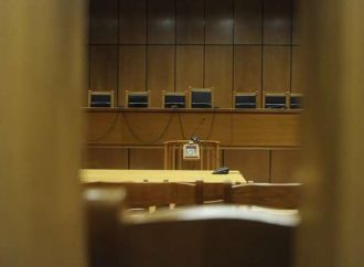 Ο γιος Τσοχατζόπουλου στα δικαστήρια για ένα παρκέ