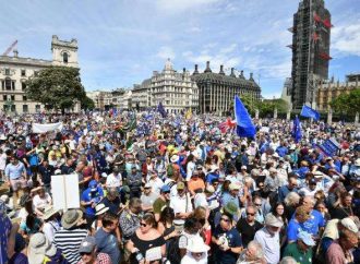 Λονδίνο: Διαδήλωση 500.000 κατά του Brexit – Αίτημα για δεύτερο δημοψήφισμα
