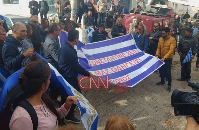 Πλήθος κόσμου αποχαιρέτησε τον Κωνσταντίνο Κατσίφα