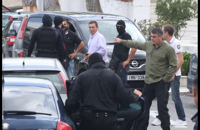 Καρέ – καρέ η επιχείρηση της ΕΛ.ΑΣ. για την απελευθέρωση του Λεμπιδάκη