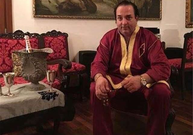 Ο #Ριχάρδος «γκρέμισε» το Twitter: «Στην κατοχή του βρέθηκε και ο χρυσός αιώνας του Περικλή»