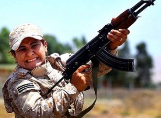 Οι αντάρτισσες που νίκησαν τον ISIS: Το ντοκιμαντέρ για το έπος της Ροζάβα και ο δημιουργός του