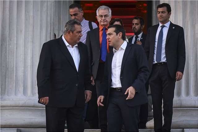 Τσίπρας και Καμμένος μετράνε κουκιά και αποφασίζουν