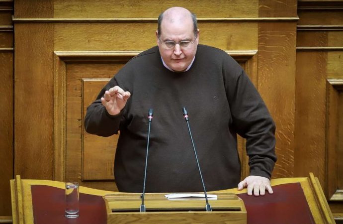 Ν. Φίλης: Η Μακεδονία δεν είναι μία και ελληνική