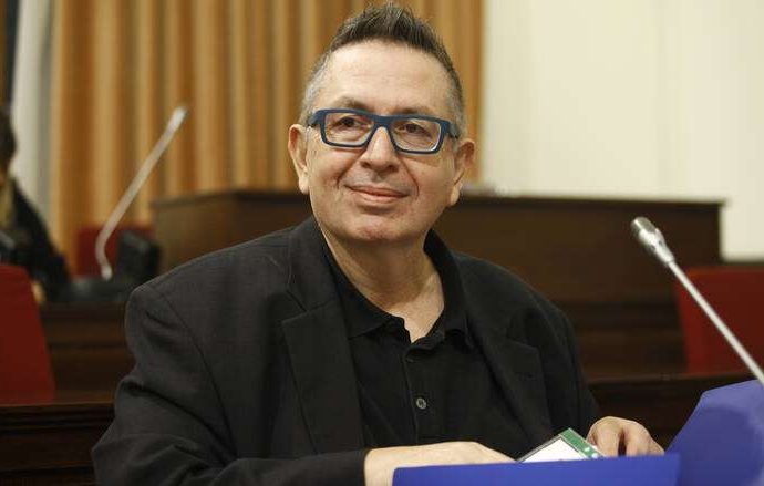 Πέθανε ο Θέμος Αναστασιάδης