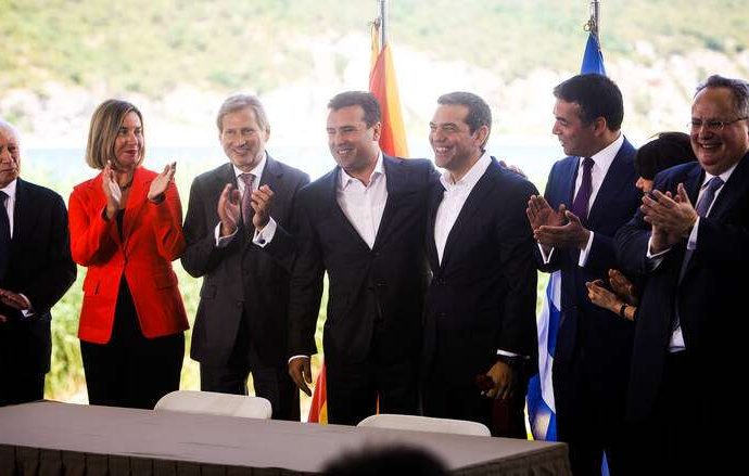 Συμφωνία των Πρεσπών: «Ναι» στη συμφωνία που αλλάζει τα Βαλκάνια και αναδιατάσσει τον πολιτικό χάρτη