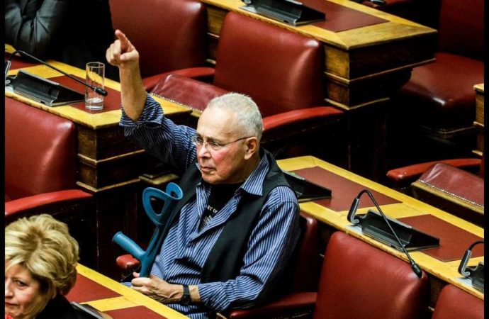 Οι έξι βουλευτές που έσωσαν την κυβέρνηση του Αλέξη Τσίπρα