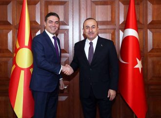 Η Αγκυρα θα σεβαστεί τις Πρέσπες