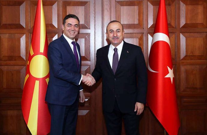 Η Αγκυρα θα σεβαστεί τις Πρέσπες