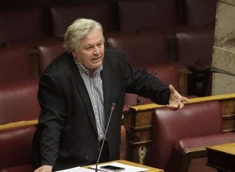 Δεν παραιτείται ο Θανάσης Παπαχριστόπουλος