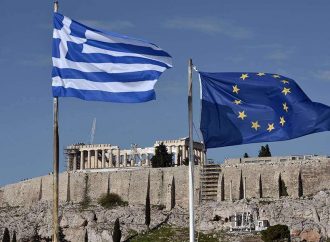 Εντονη δυσαρέσκεια θεσμών για κατώτατο μισθό, κόκκινα δάνεια