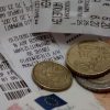 Λάρισα: Αρνήθηκε να κόψει απόδειξη, γιατί της έκανε δώρο τη σακούλα!