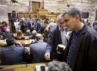 Αντιδράσεις στο ΣΥΡΙΖΑ για τον ανασχηματισμό pasocification