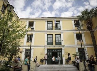 Αντιμέτωπος με κακούργημα ο Πολάκης για την παράνομη μαγνητοφώνηση του Στουρνάρα