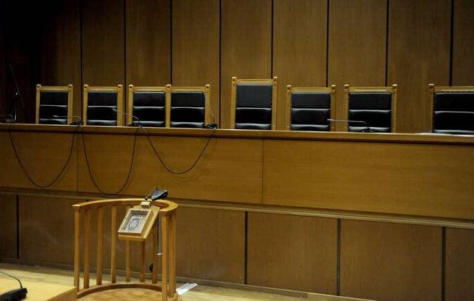 Ρόδος: 13 χρόνια φυλακή για τον πατέρα μαστροπό που εξέδιδε την ανήλικη κόρη του