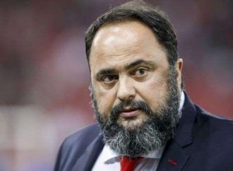 Το μήνυμα Μαρινάκη για τα θύματα της Θύρας 7: “Να είναι τα γήπεδα ασφαλή, να μην βιώσουμε παρόμοιο εφιάλτη”