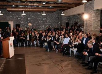 «Παρών» από τον Γιώργο Παπανδρέου στο Κίνημα Αλλαγής