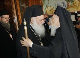 Σε θέση «μάχης» Εκκλησία της Ελλάδος και Φανάρι για την συμφωνία Τσίπρα – Ιερώνυμου