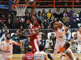Basket League: «Απέδρασε» από την έδρα του Προμηθέα ο Ολυμπιακός