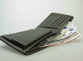 Χάνουν άμεσα το ΕΚΑΣ 60.000 συνταξιούχοι