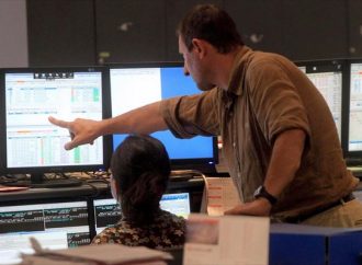FAZ: Με επταετή ομόλογα το πρώτο μεγάλο τεστ για την Ελλάδα