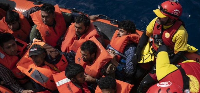 Ισπανία: Πάνω από 500 μετανάστες διασώθηκαν στη Μεσόγειο το Σαββατοκύριακο