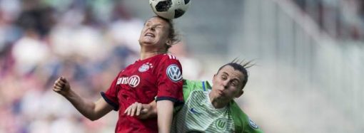 Ερευνα: Οι κεφαλιές στο ποδόσφαιρο είναι επικίνδυνες για τις γυναίκες