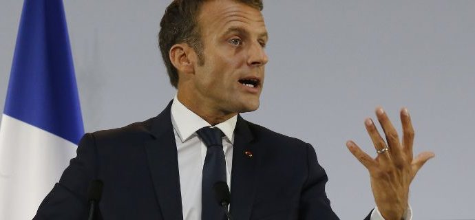 «Mea culpa» από τον Μακρον για τα επίπεδα της φτώχειας: Πριν από 15 μήνες δεν καταλάβαινα
