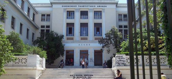 Eπίθεση από βομβιστή αυτοκτονίας στην Μεδίνα