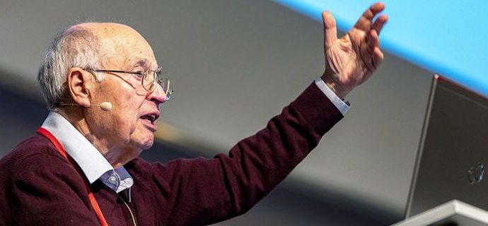 Βρετανία: Διάσημος συνταξιούχος μαθηματικός ισχυρίζεται ότι έλυσε την «Υπόθεση Ρίμαν»