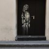 Κλάπηκε έργο του Banksy για την τραγωδία στο Bataclan το 2015